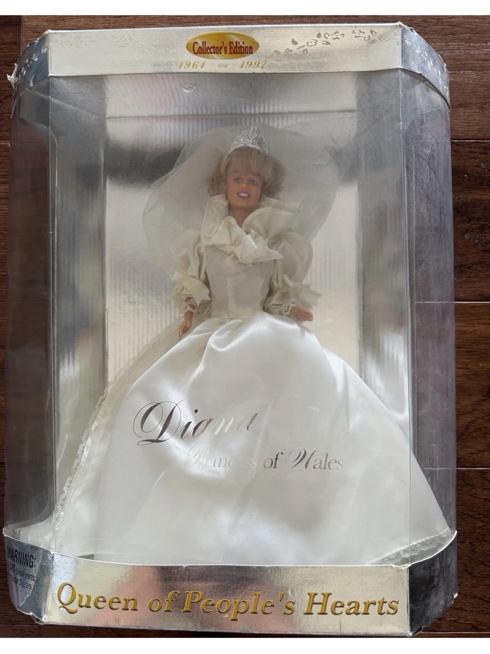 Diana Princess of Wales Collector's Edition Bride Doll - White Gown